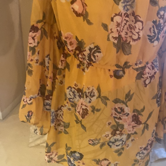 Indulge - Picture 3 of 6